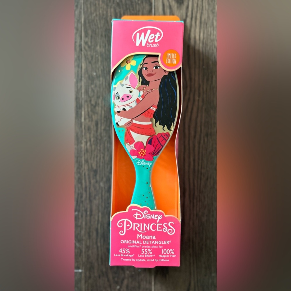 Disney Princess limited edition Wet brush NWT